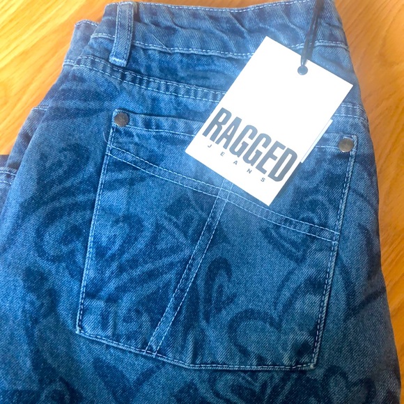 Ragged Priest Jeans Laser Heart Dad Jeans NWT Size 6 - Picture 2 of 6